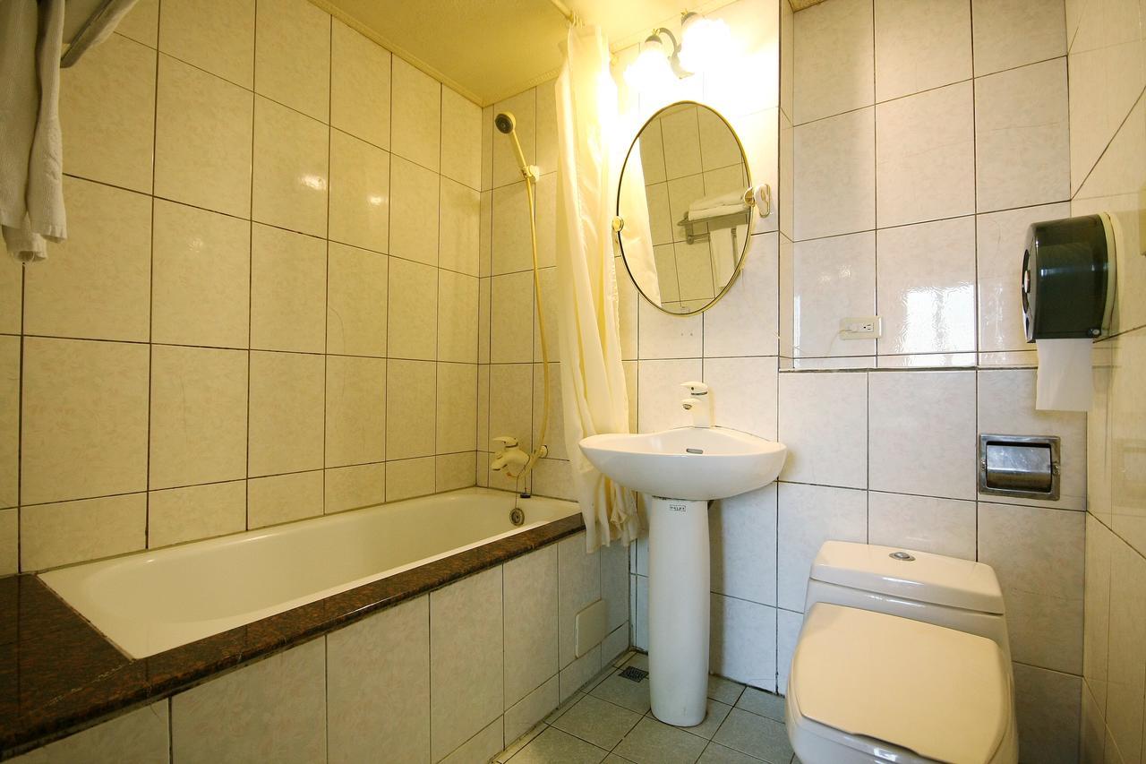 Wang Fu Hotel Мяолі Екстер'єр фото